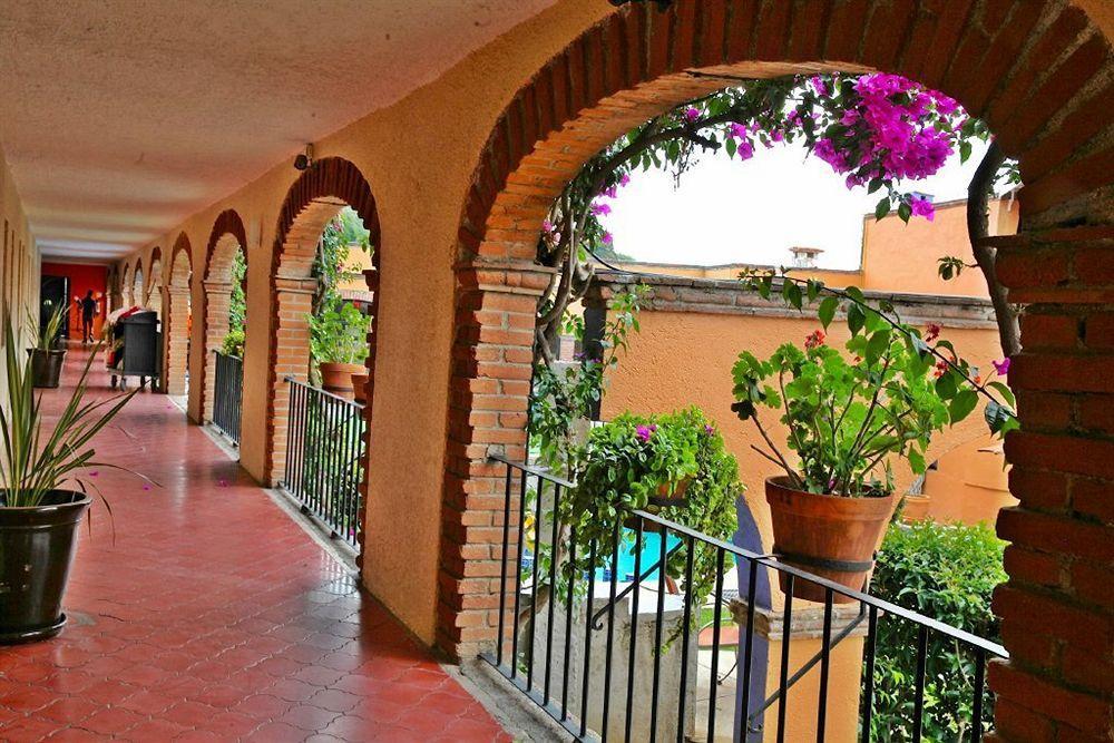 Hotel Abadia Plaza グアナファト エクステリア 写真