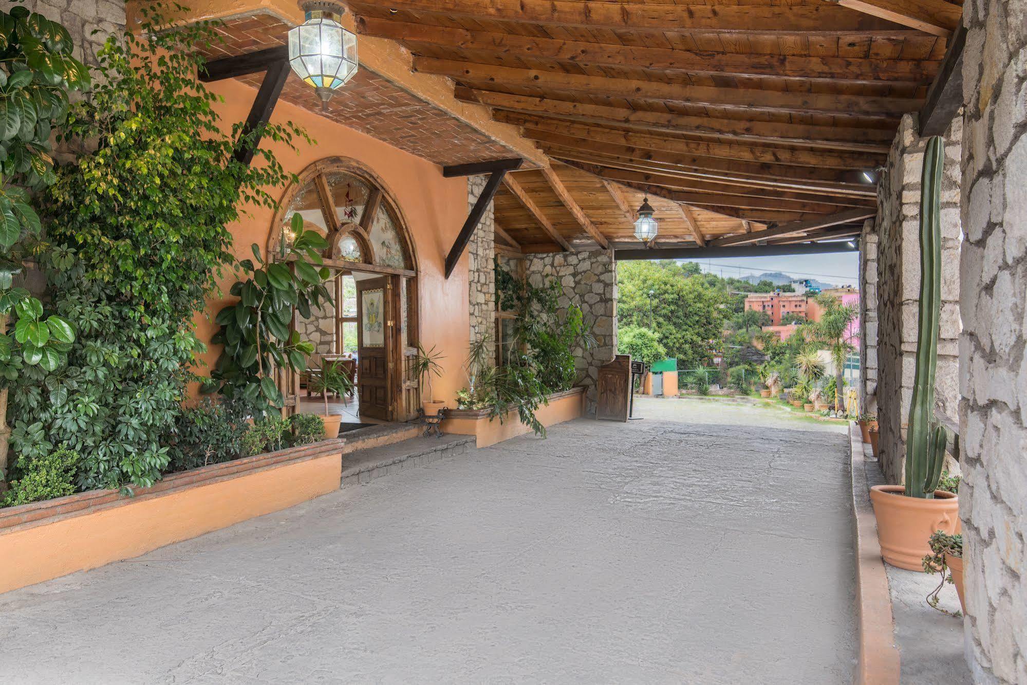 Hotel Abadia Plaza グアナファト エクステリア 写真