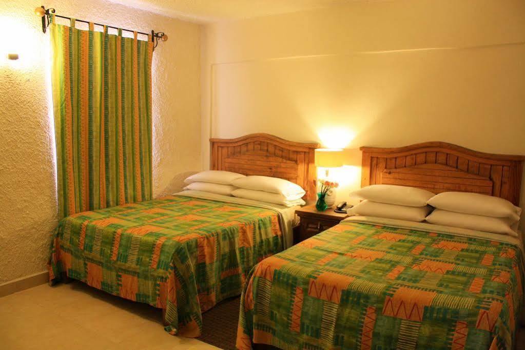 Hotel Abadia Plaza グアナファト エクステリア 写真